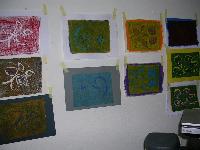 DSCN6381.JPG, Auflösung: 200x150, Beschreibung: Drucke, Öl mit Styroporstempel auf Papier